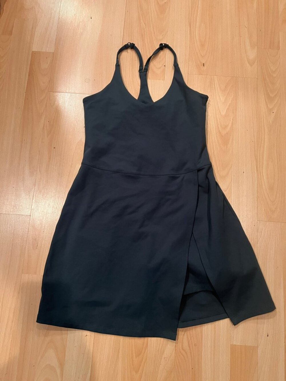 GIRLFRIEND COLLECTIVE TENNIS WORKOUT DRESS SZ S SMALL GREEN